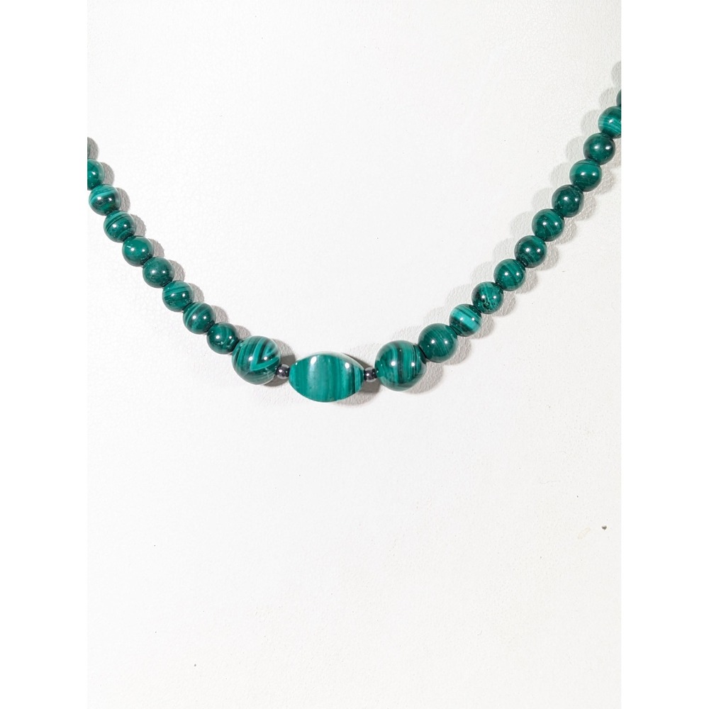 Vintage Faux Malachite Green Graduated Bead Necklace 16 Inch